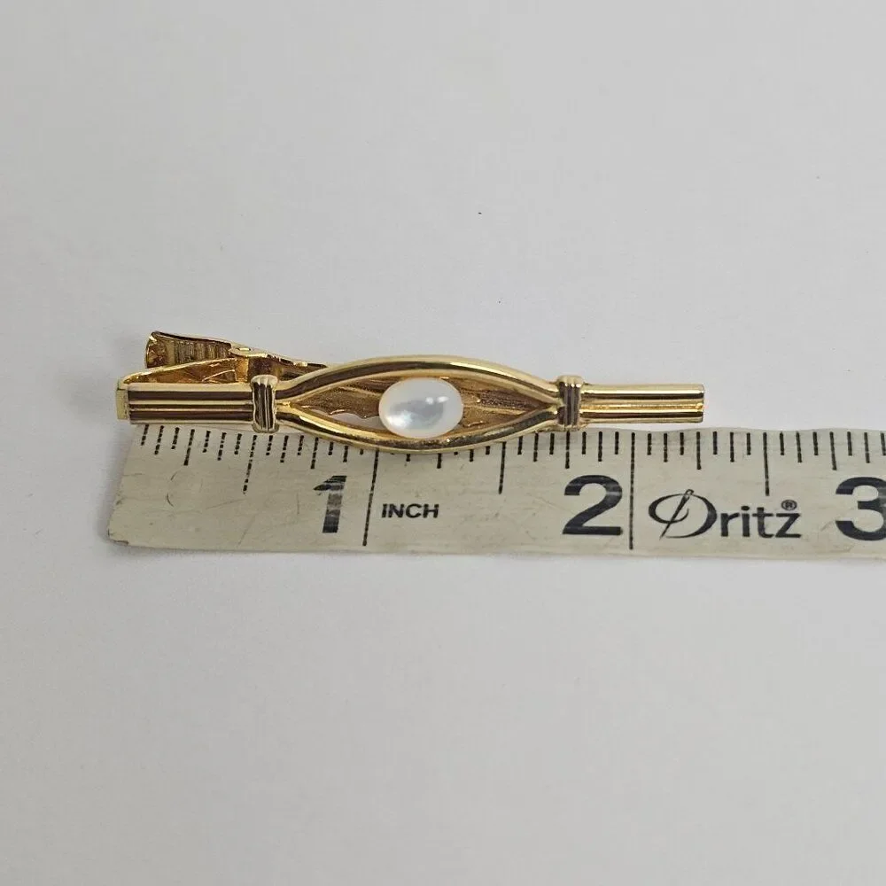 Vintage White Opalescent Glass Mother of Pearl Cabochon Gold‎ Tone Tie Bar Clip